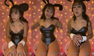 Bunny Lucy Lee Masturbates Under Fairy Lights