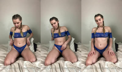 Harleyxwest Strips Naked And Masturbates