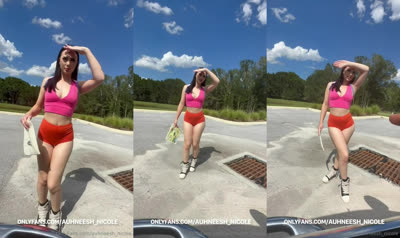 Auhneesh Nicole Gets Fucked In A Car In Dora The Explorer Cosplay