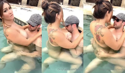 Fandy Has Sex In The Pool