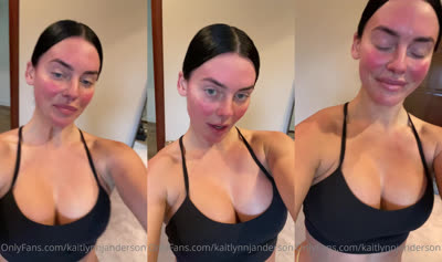 Kaitlynn Anderson Works Out Semi-Naked