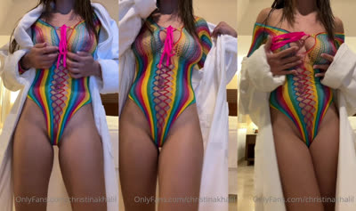 Caroline Zalog With An Anal Toy