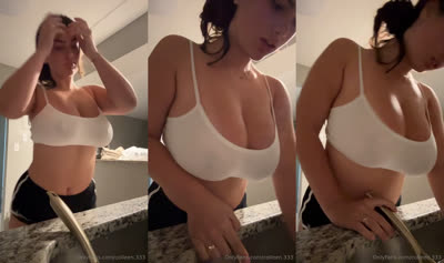Colleen Sheehan Horny At Home