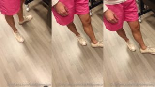 Itskhloeexoxo With A White Cock