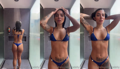 Marcela Lelly Takes Off Her Clothes In Shower