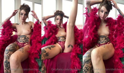 Cute Tattooed Babe Has Fun With Her Sex Toys