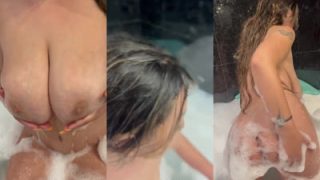 The Real Ylenia Fucking In The Tub