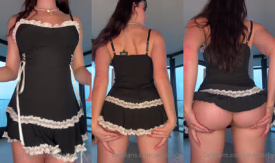 Jakara Bella Undresses