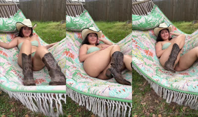 OnlySeraphineXxx Masturbating In A Hammock