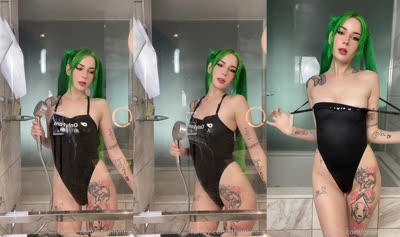 Gremlynne Gets Penetrated By A Dildo