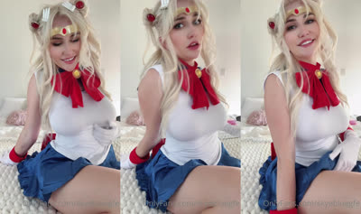 Cosplayer Pleasures Herself With A Vibrator