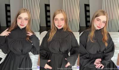 Momorian Shows Her Pretty Face