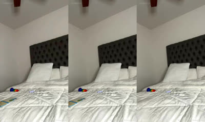 Blahgigi Makes Masturbation Videos To Pay For Dinner
