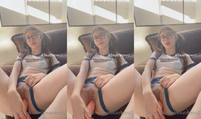 Beatrizsnz Comes Back From School Horny