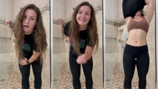 Tasha Marie James Shows How She Showers