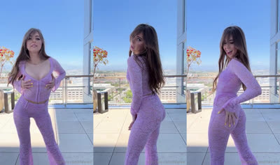 Riley Reid Gets Horny On A Rooftop Building