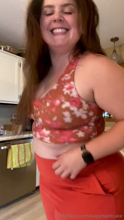 Sugarsgotcake Doing A Playful Tease In The Kitchen