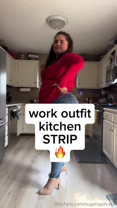 Sugarsgotcake Doing A Hot Strip Tease In The Kitchen