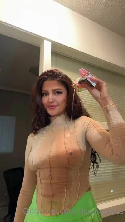 Divaflawless Drenches Top Revealing Her Chocolate Nips