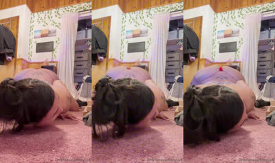 Myce4 Down On The Floor Twerking Her Big Ass In Slow Motion