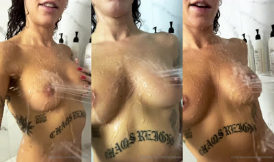 Seitansfinest’s Wet Boobs Hard Nips