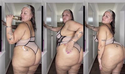 BBW Elizabethtouhy Seduces By Putting Lotion To Her Huge Ass