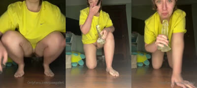 Pawgalert’s Ass Is Too Tight For Her Dildo