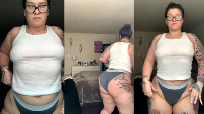 Welcumtojuiceland Shows Tits And Ass