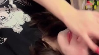 Himehshs Shows Off Her Buttocks And Pussy
