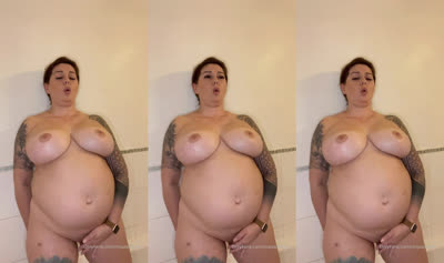 Majabittner Getting A Little Horny Before Shower