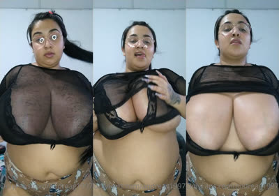 Grandestetascolombia Teasing Her Massive Tits