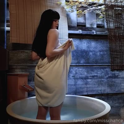 Misschalice Gentle Tease In A Tub