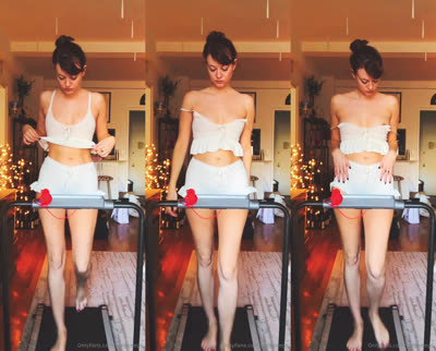 Naughty Kellykeegs Teasing While Walking On A Treadmill