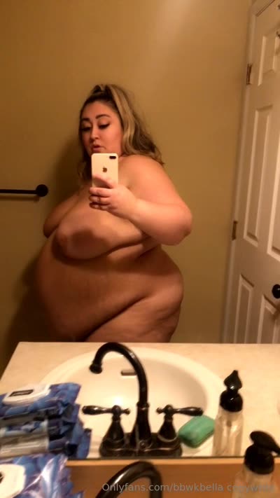 Bbwkbella’s Nude Showcase