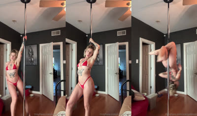 Icarlyreboot Does Pole Dancing In Sexy Way