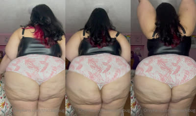 Thicladybug Shakes Her Huge Butt In Shorts