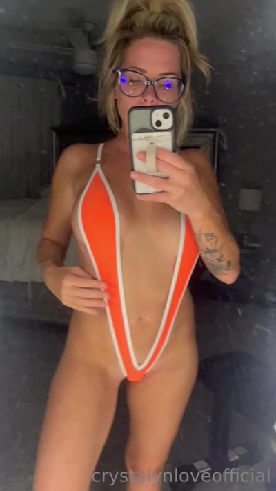 Crystalynloveofficial Sexy Tit Tease