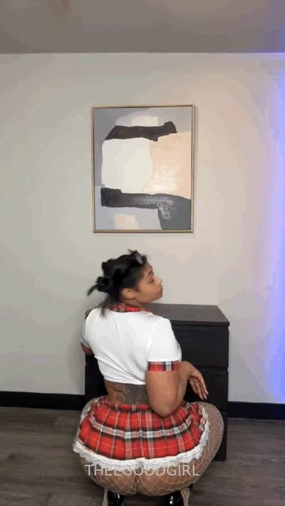 Theegoodgirl Teases With Her Huge Ass