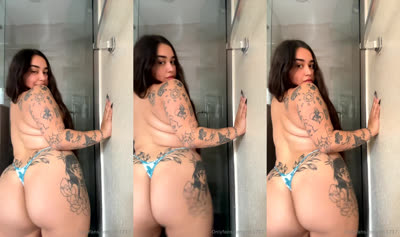 Ztc1717’s Big Ass Wiggles In Her Panties