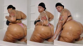 Bathing In The Tub With BBW Nba93