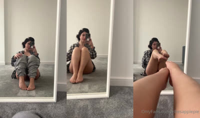 Elliesapplepie Films Her Vagina To Tease