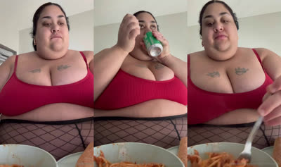 Pinkythefeedee’s Fat Burps After Lunch