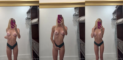 Its Kayle Marie Fondles Tits For The Mirror