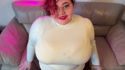 Yoursiren1 Inserts Toys In Her Ass