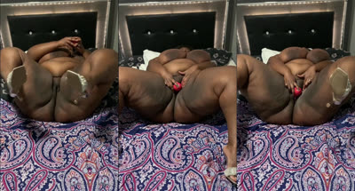 Horny Necyness2 Plays With A Vibrator