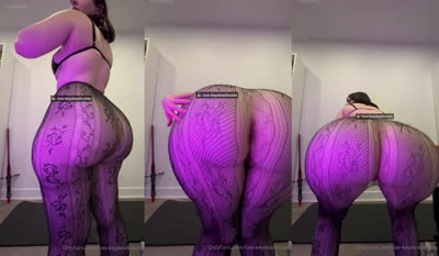 Low Keydeadinside Twerks In A Sheer Outfit