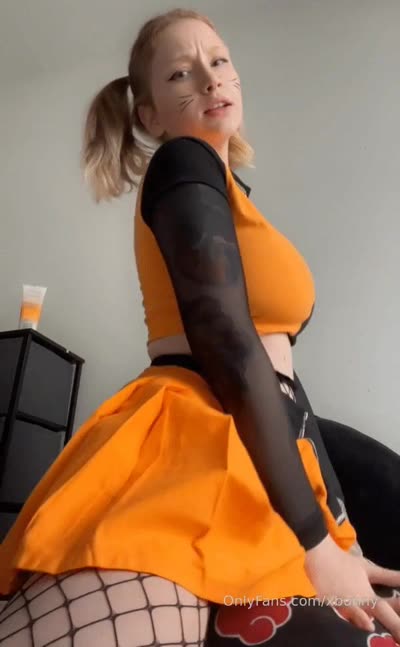 Xbunny Humps On A Pillow