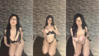 LaylaDream Displays Her Big Tits