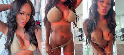 Hot Aubree Rene Shows Her Big Boobs