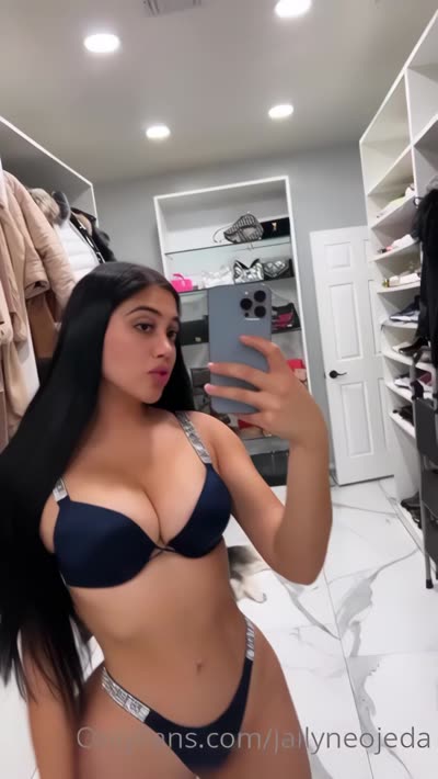 Jailyne Ojeda Films Her Sexy Curves